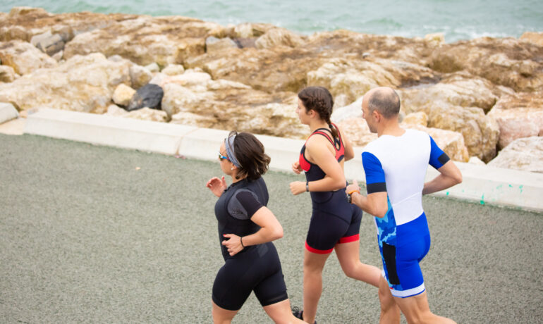 El Triatlón, un deporte Incluyente y de Participación mixta